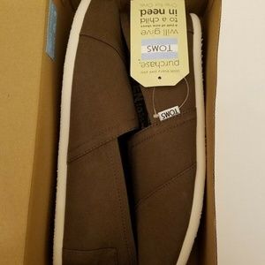 NWT Men's Toms Classic Military Olive Canvas Sz 10